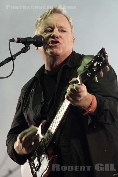 NEW ORDER - 2012-09-14 - LA COURNEUVE - Parc Departemental - Grande Scene - 